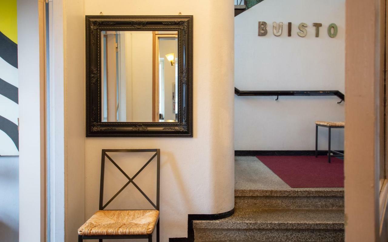 Hostel Buisto Пори Екстериор снимка