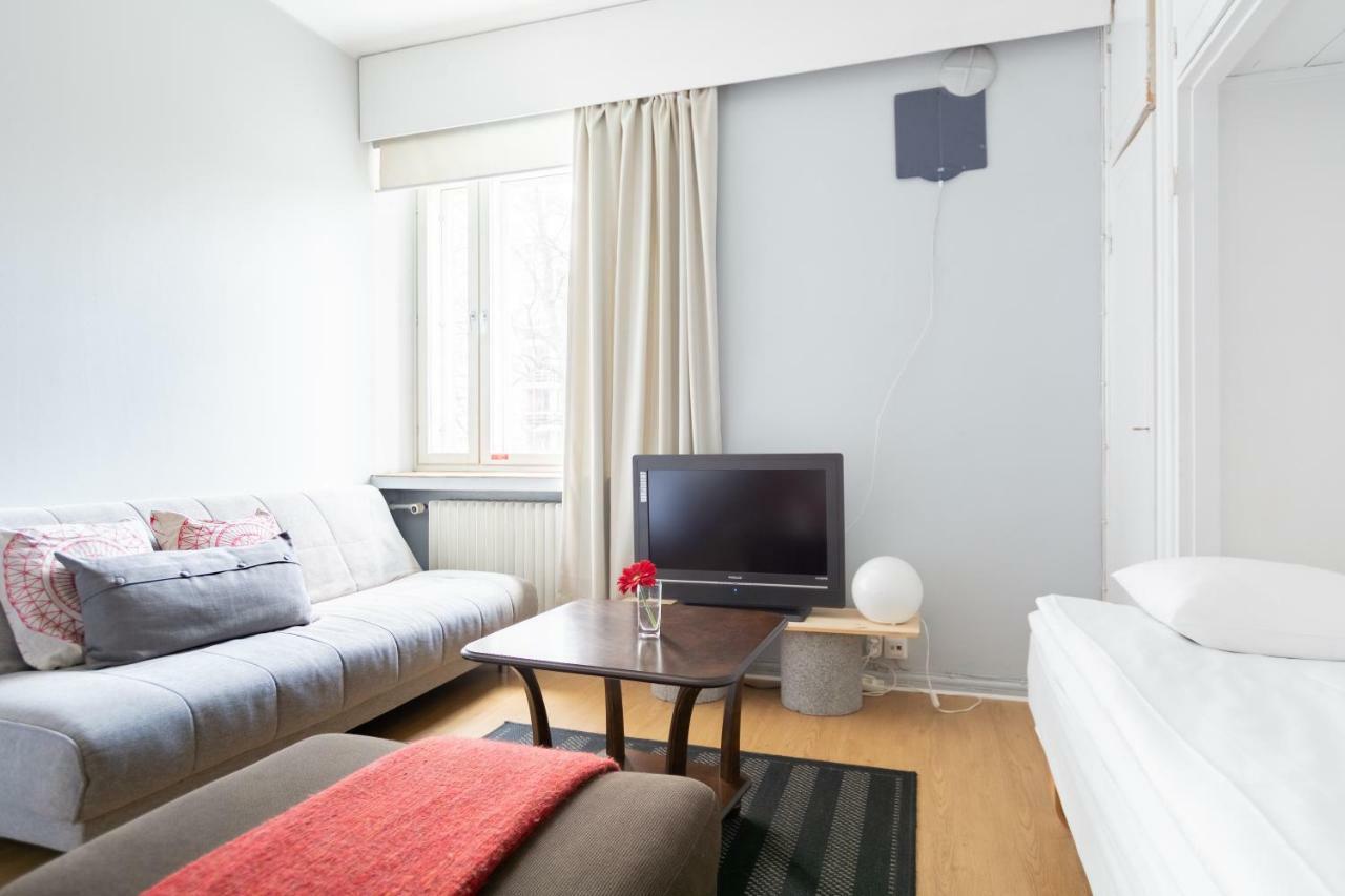 Hostel Buisto Пори Екстериор снимка