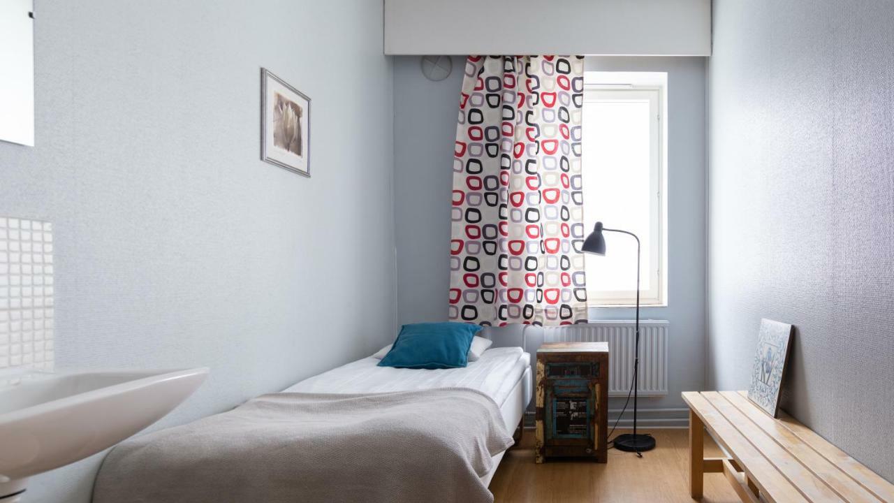Hostel Buisto Пори Екстериор снимка